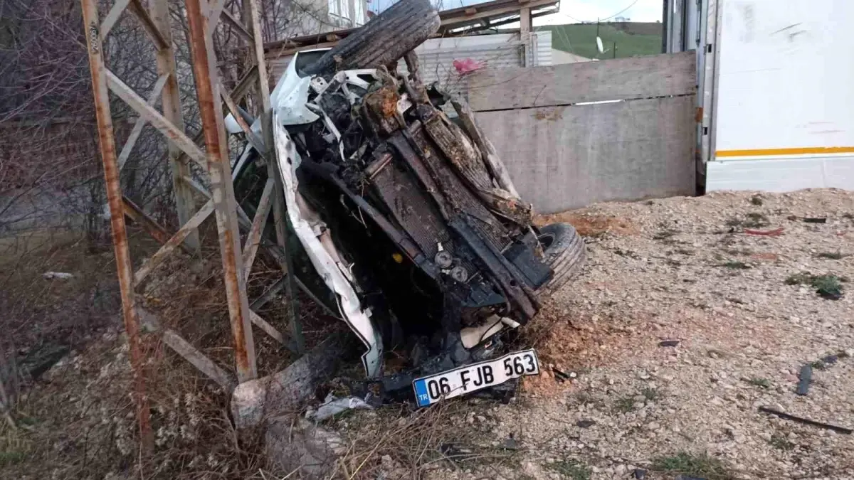 Samsun Havza’da Araç Kontrolünü Kaybetti, 2 Yaralı