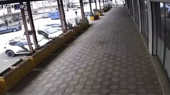 Mardin’in Nusaybin İlçesinde Otomobil ve Motosiklet Çarpışması: 1 Yaralı