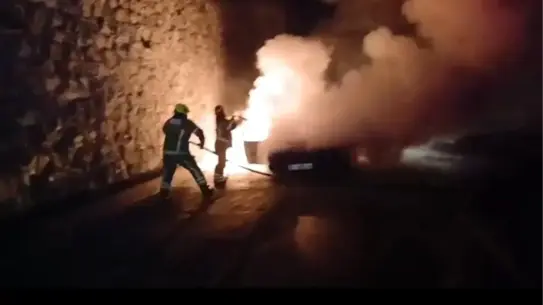 Mudanya’da Seyir Halindeki Otomobilde Ani Yangın Korkuttu