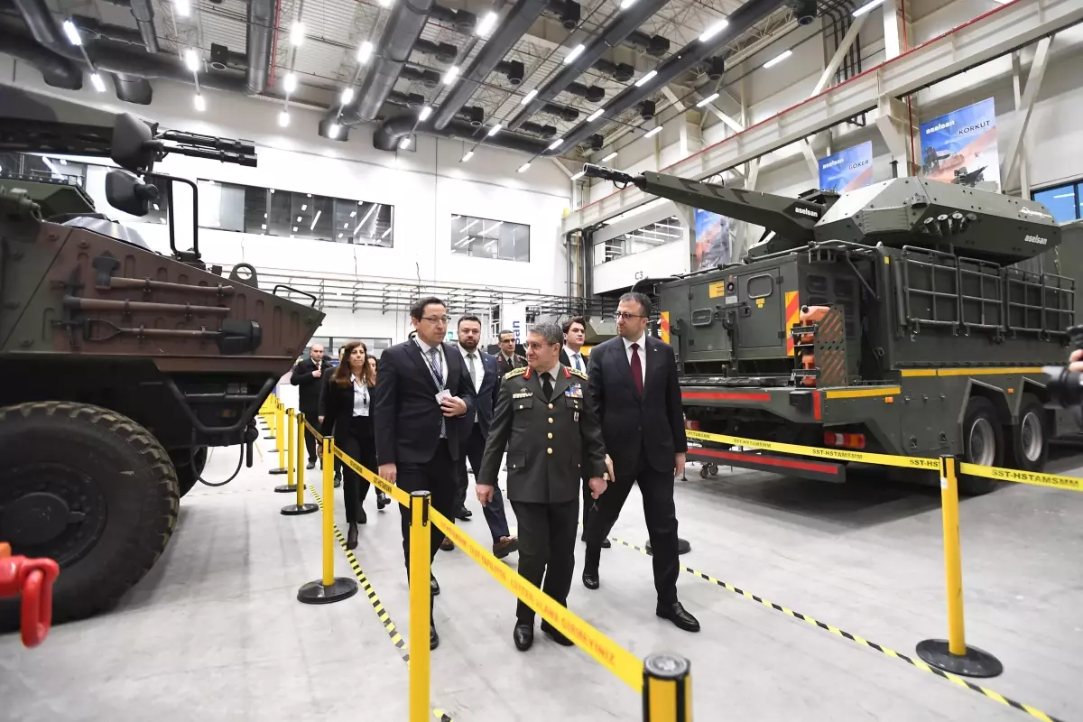 Genelkurmay Başkanı Bayraktaroğlu, ASELSAN Genel Müdürü Akyol'u Ziyaret Etti