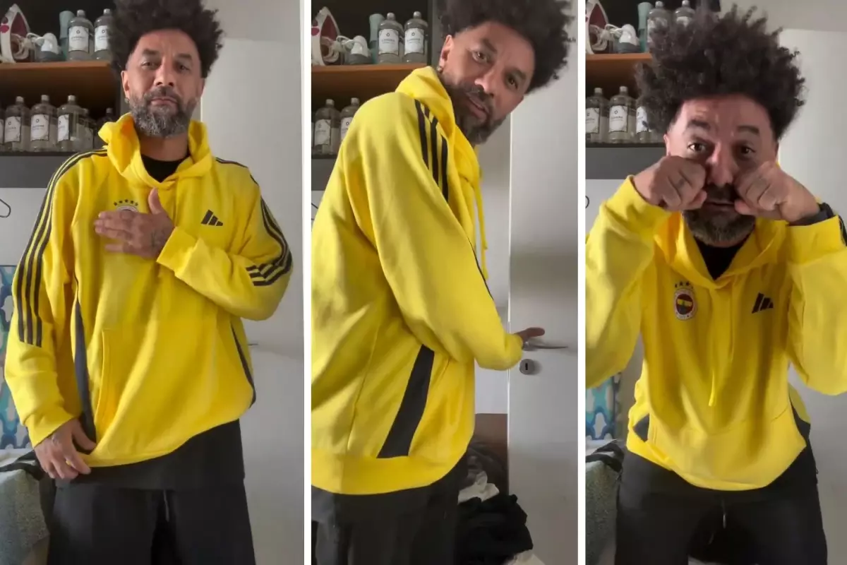 Cristian Baroni maç sonrası telefonla konuşuyor