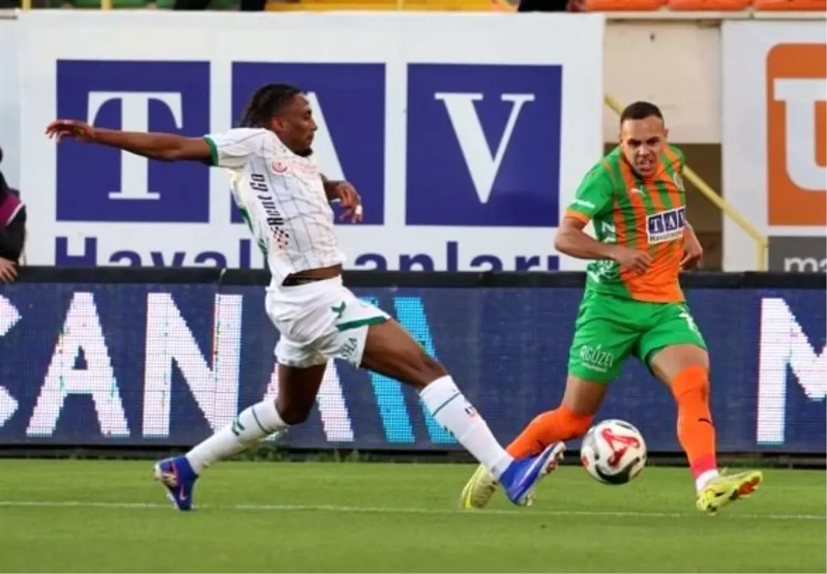 Alanyaspor, Konyaspor'u 2-1 Mağlup Ederek 22. Hafta Zaferini Kapılandırdı