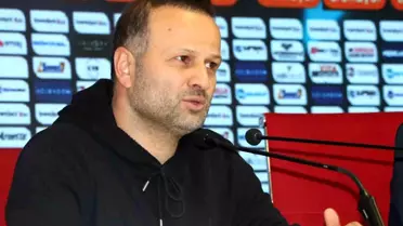 Vanspor FK antrenman sahasında teknik direktör