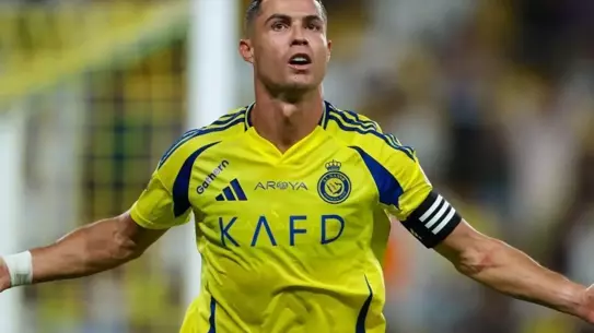 Cristiano Ronaldo sahada