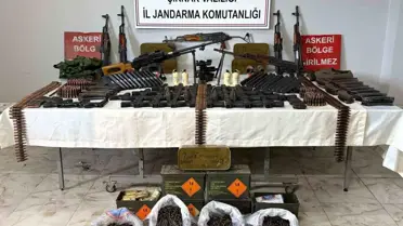 Ele geçirilen cephanelik malzemeleri