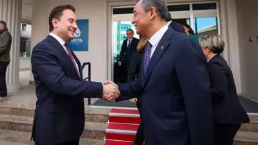 Babacan'dan Özel'e Sert Eleştiri: "CHP ile Ortak Masada Kavga Çıkar"