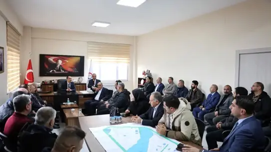 Iğdır Valisi Taşolar, OSB Yatırımcılarıyla Üretim ve İstihdam Üzerine Görüşmeler Gerçekleştirdi