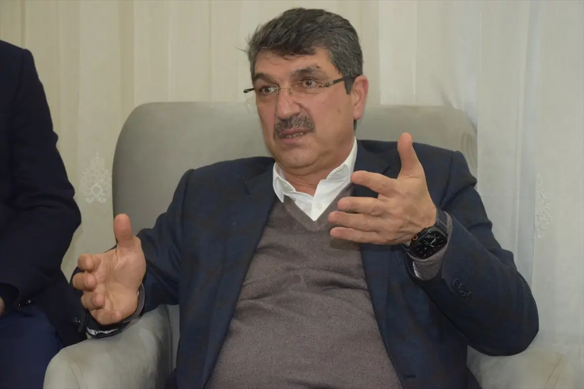 Ferhat Nasıroğlu Şirinevler’de Genç İstihdamı Konuştu