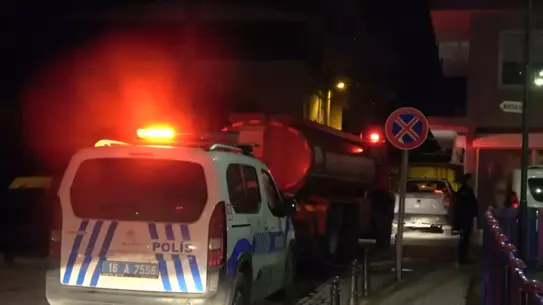 Bursa Osmangazi'de Tek Katlı Evde Çıkan Yangın Kontrol Altına Alındı