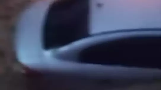 Sel sonrası su altında kalan araçlar