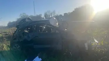 Kaza sonrası araç tarlada