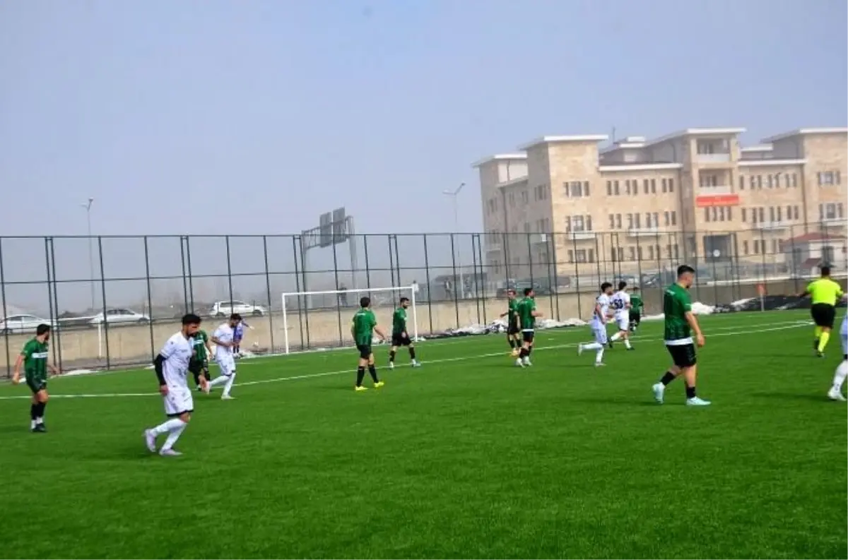 Bulanık Kopspor, Kars 36 Spor'u 1-0'lık Skorla Evinde Yendi