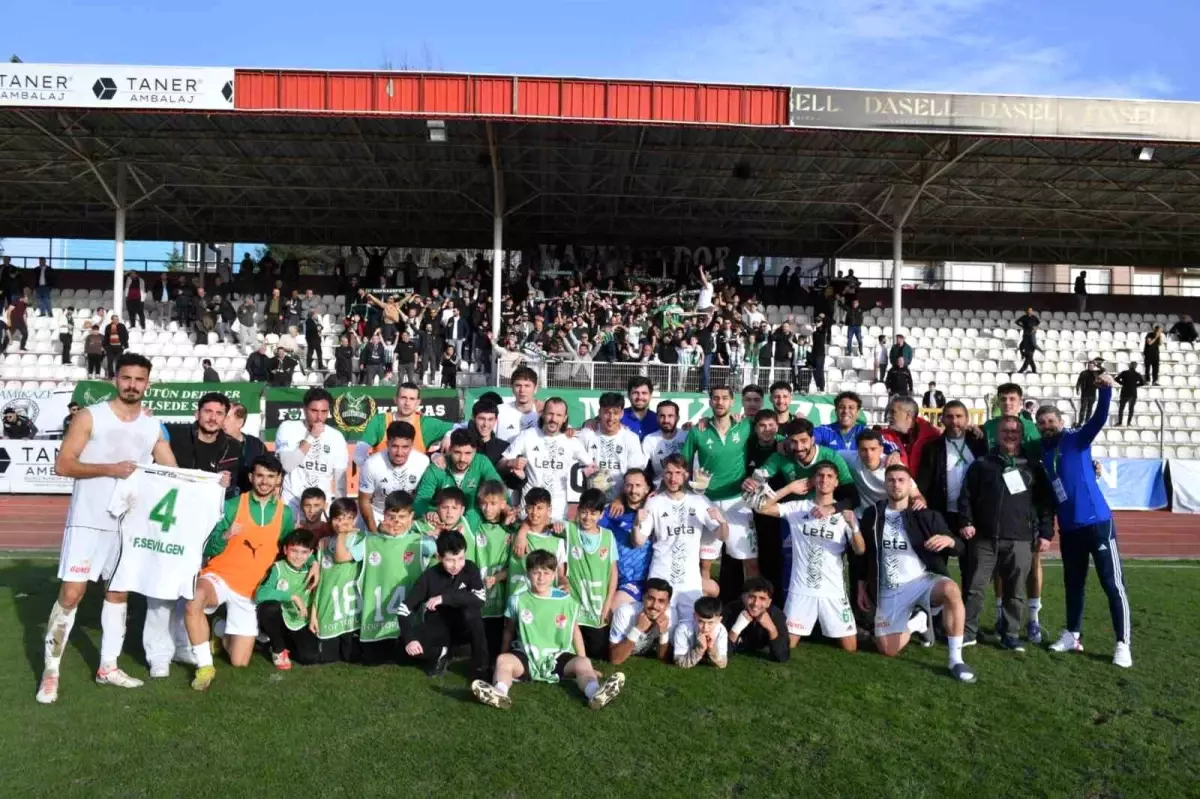 İnegöl Kafkasspor, Silivrispor'u 2-1'lik Skorla Geçti