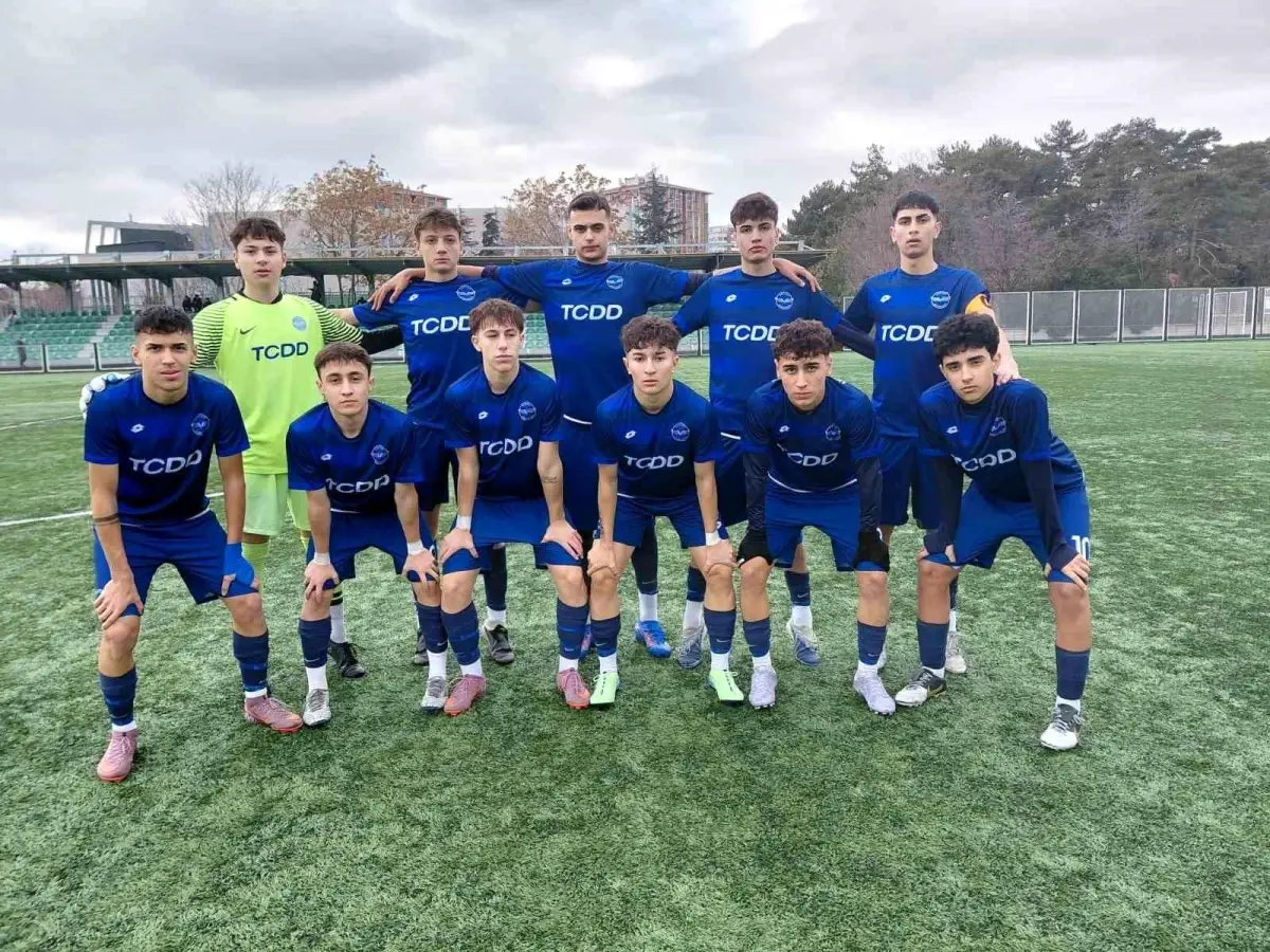 U-16 Gelişim Ligi 8. Grup'ta Talas Belediyespor ve Ankara Demirspor 1-1 Beraberlikle Karşı Karşıya