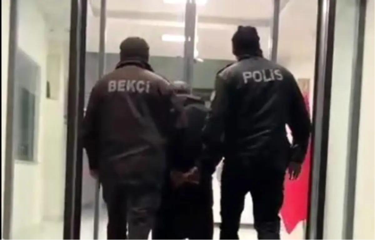 İzmir'de 23 Yıl Hapis Cezası Alan Kasten Yaralama Şüphelisi Tutuklandı