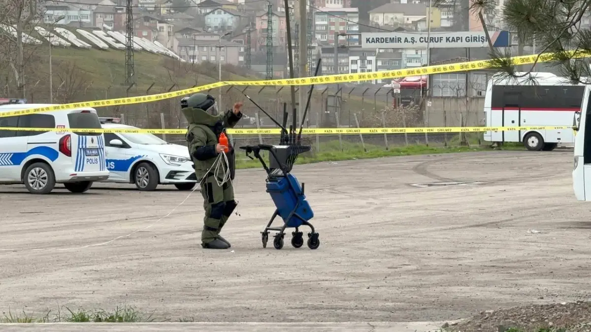 Karabük’te Açık Otoparktaki Şüpheli Valiz Kontrol Altına Alındı ve Patlatıldı