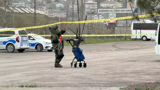 Patlatılan şüpheli valizin yakın görüntüsü