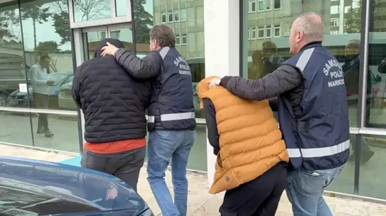 Samsun’da Sentetik Ecza ve Kannabinoid Operasyonu: 2 Şüpheli Gözaltında