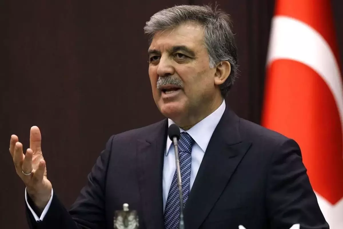 Barış Yarkadaş'tan Şok İddia: İmamoğlu'na Yasak Gelirse Abdullah Gül Cumhurbaşkanı Adayı Olabilir