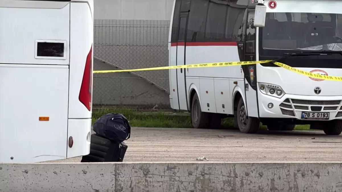 Karabük Açık Otoparkta Şüpheli Valiz Güvenli Şekilde İmha Edildi