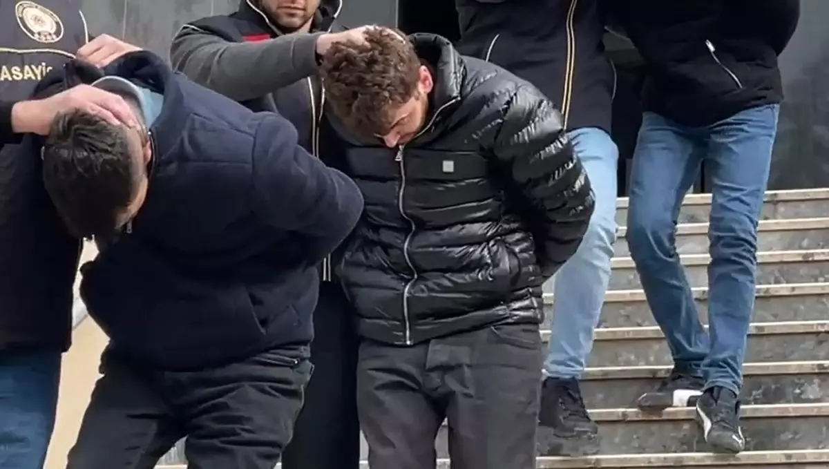 Güngören'de 1,7 Milyon Liralık Gasp Olayı: 3 Şüpheli Polis Tarafından Tutuklandı