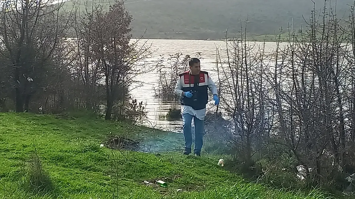 Manisa’da 19 Yaşındaki Genç Gölette Bulundu: Olayın Detayları