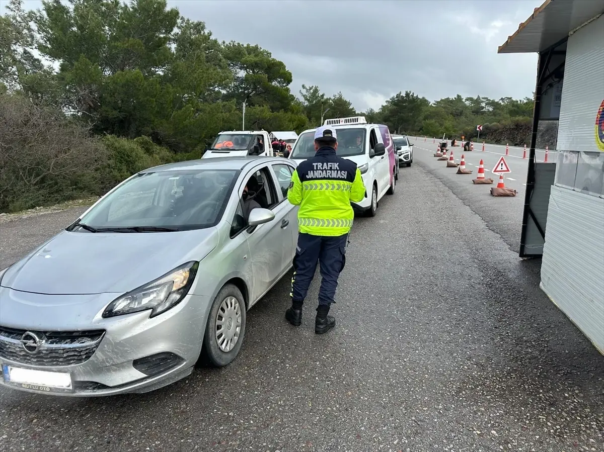 Muğla’da 114 Şüpheli Gözaltına Alındı, 35’i Tutuklandı