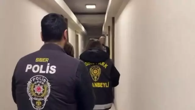 Mahkeme salonunda tutuklama kararı