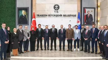 Mahir Ünal, Trabzon’da Müze ve Esnaf Ziyareti Gerçekleştirdi