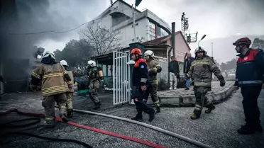 Bornova'da Ayakkabı Fabrikasında Kontrol Altına Alınan Yangın