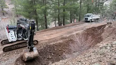 Yahyalı'da onarılan yol görüntüsü