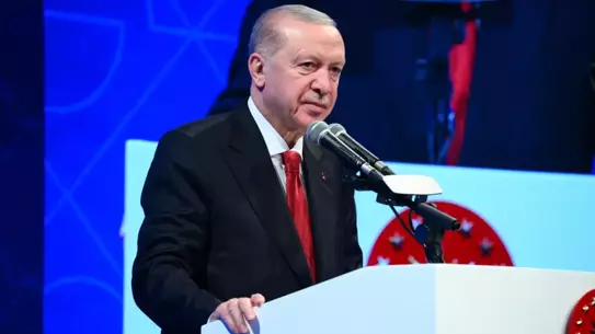 Erdoğan ve BAE Devlet Başkanı Zayed: Telefon Görüşmesinde Ortak Çıkarlar ve Bölgesel Gelişmeler Ele Alındı