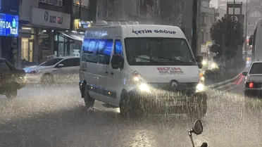 Kırklareli'yi Vuran Şiddetli Sağanak ve Dolu: Altyapı ve Trafiğe Etkileri