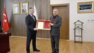Deprem Sonrası Kayıp Gazilik Madalyası Yeniden Hazırlandı ve Cafer Karakuş'a Teslim Edildi