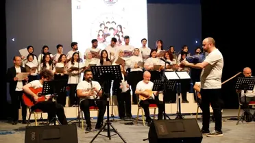 OMÜ Koro’si Yabancı Öğrencilerle Halk Müziği Büyüsü Yaratıyor