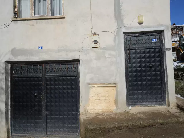 Taşların oyma detayları