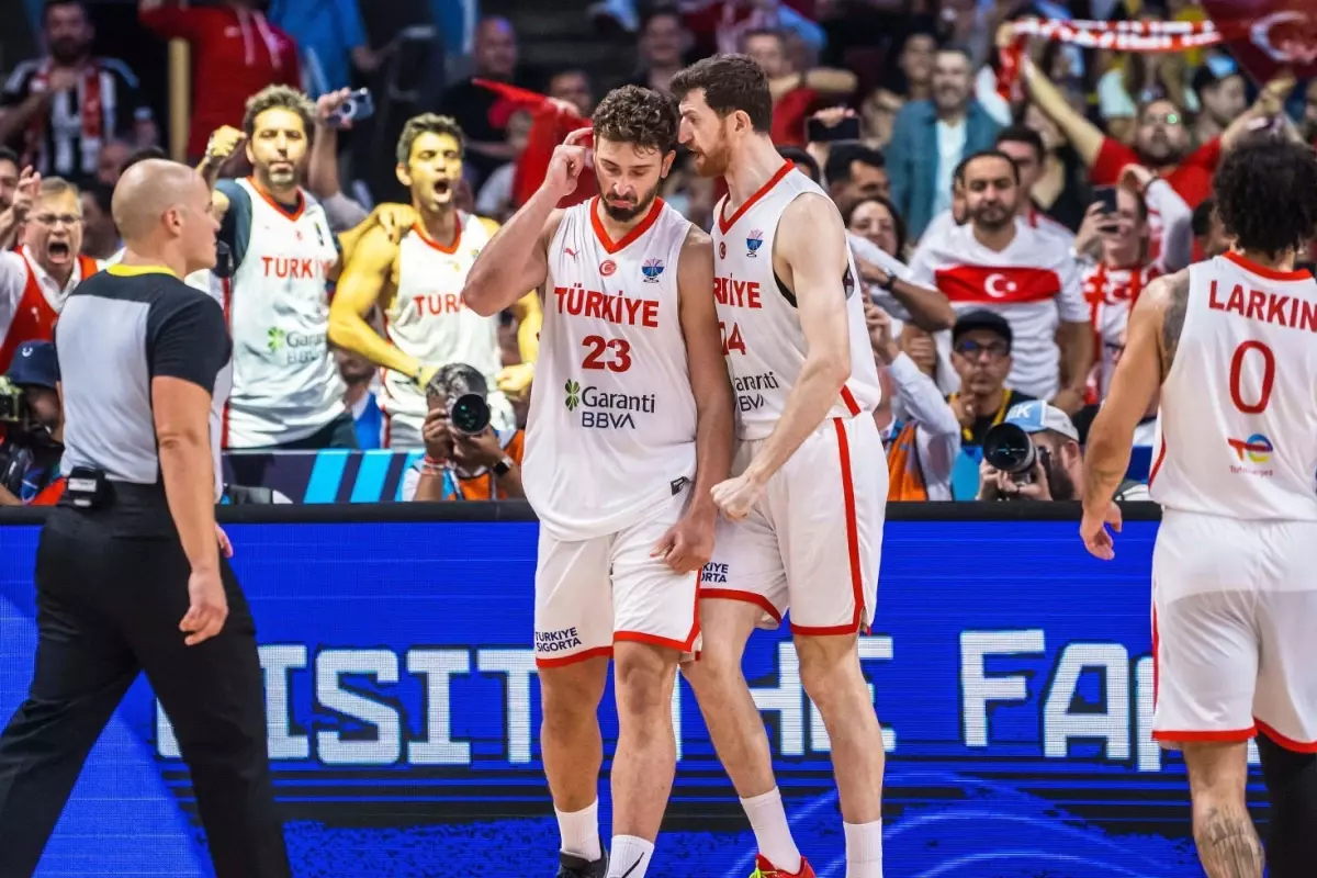 A Milli Erkek Basketbol Takımı aday kadro fotoğrafı