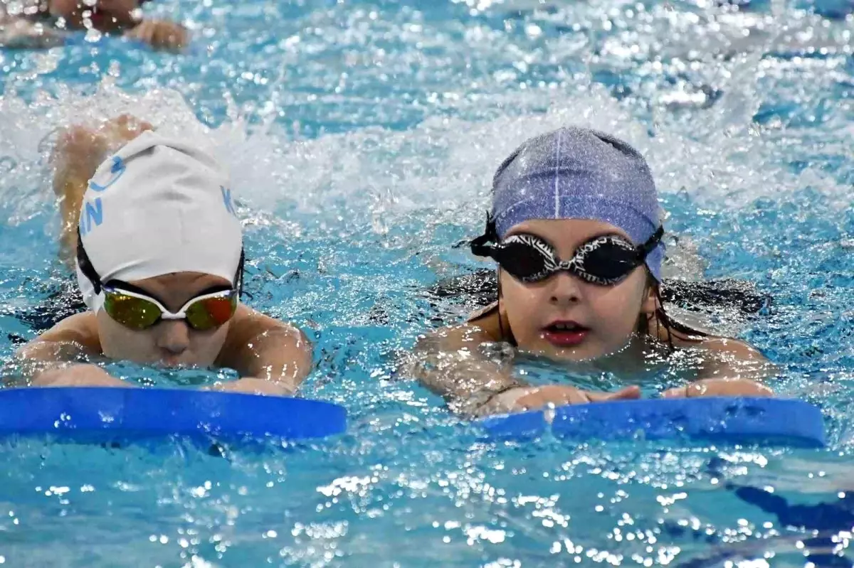 Balıkesir Büyükşehir Belediyespor, Yüzme Altyapısında Büyük Başarı Yakaladı