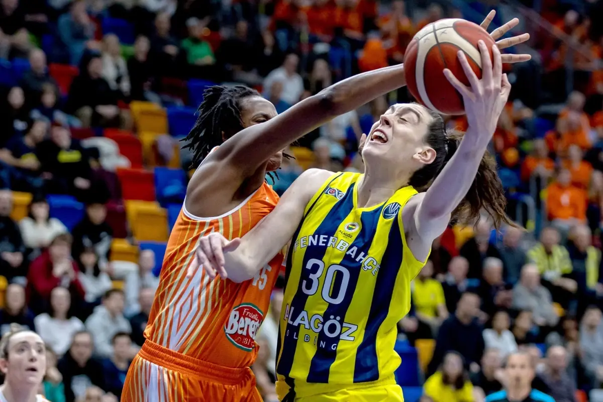 Fenerbahçe Kadın Basketbol takımı ve Breanna Stewart