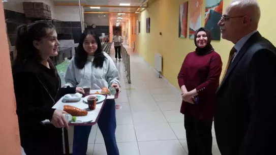 Düzce’de Gençlik ve Spor Müdürü Yurtları Yerinde İnceledi