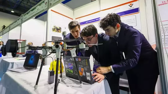 Maden sahasında test edilen gaz algılama cihazı