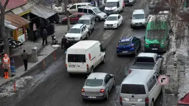 Kars’ta Araç Sayısı Rekora Ulaştı: Şehir Merkezinde Trafik Yoğunluğu Artıyor