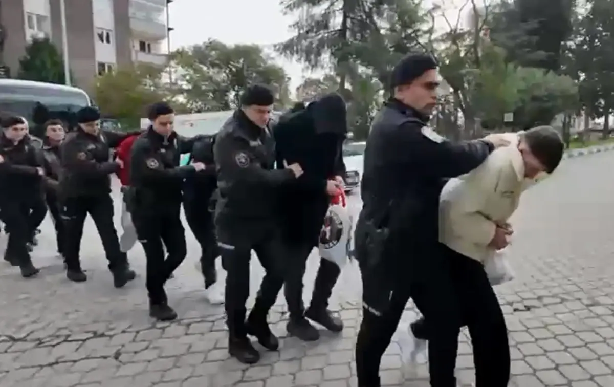 Samsun’da 2,5 Milyar Liralık Yasa Dışı Bahis Çarkı Çökertildi: 14 Kişi Tutuklandı