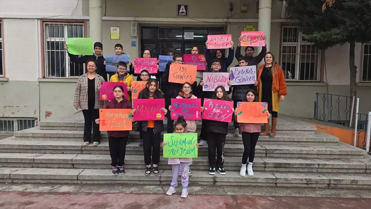 Çorlu’da öğrenciler esnafla buluşuyor