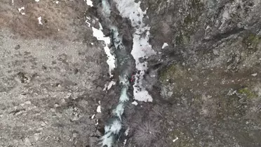 Bitlis Güroymak'ta Hafif Ticari Araç Dereye Çıktı: 3 Ölü, 5 Yaralı