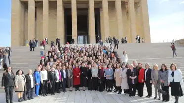 Keşan Kaymakamı Aziz Mercan'dan İlkokul Öğrencileriyle Etkileşimli Kamu Yönetimi Seansı