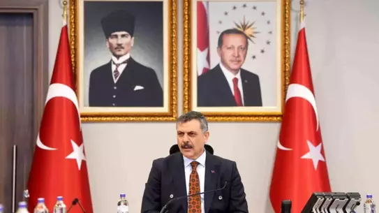 İçişleri Bakanı Çiftçi, Güvenlik Birim Amirleriyle Kritik Toplantı Gerçekleştirdi