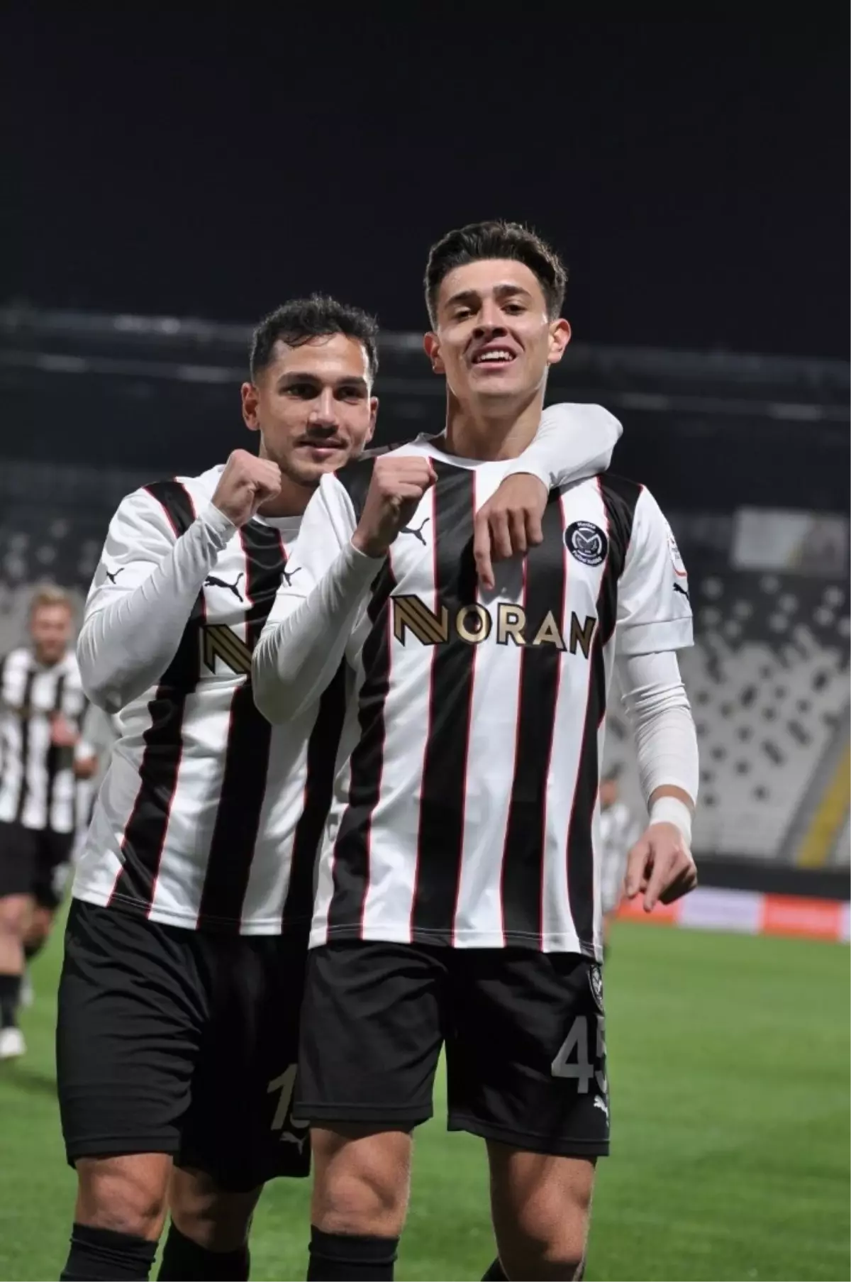 Manisa FK ve Erokspor maçı