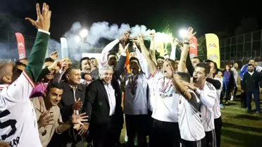 Mersin Büyükşehir Belediyesi'nde 4. Birimler Arası Futbol Turnuvası Ulaşım Dairesi'ni Şampiyon Etti