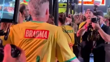 Ronaldo ve Ancelotti Rio Karnavalı'nda Buluştu: Renkli Anlar ve Sosyal Medya Çalkantısı